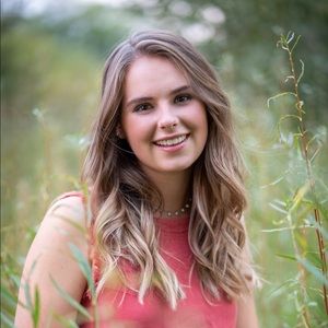 Meet your Posher, Kaitlyn